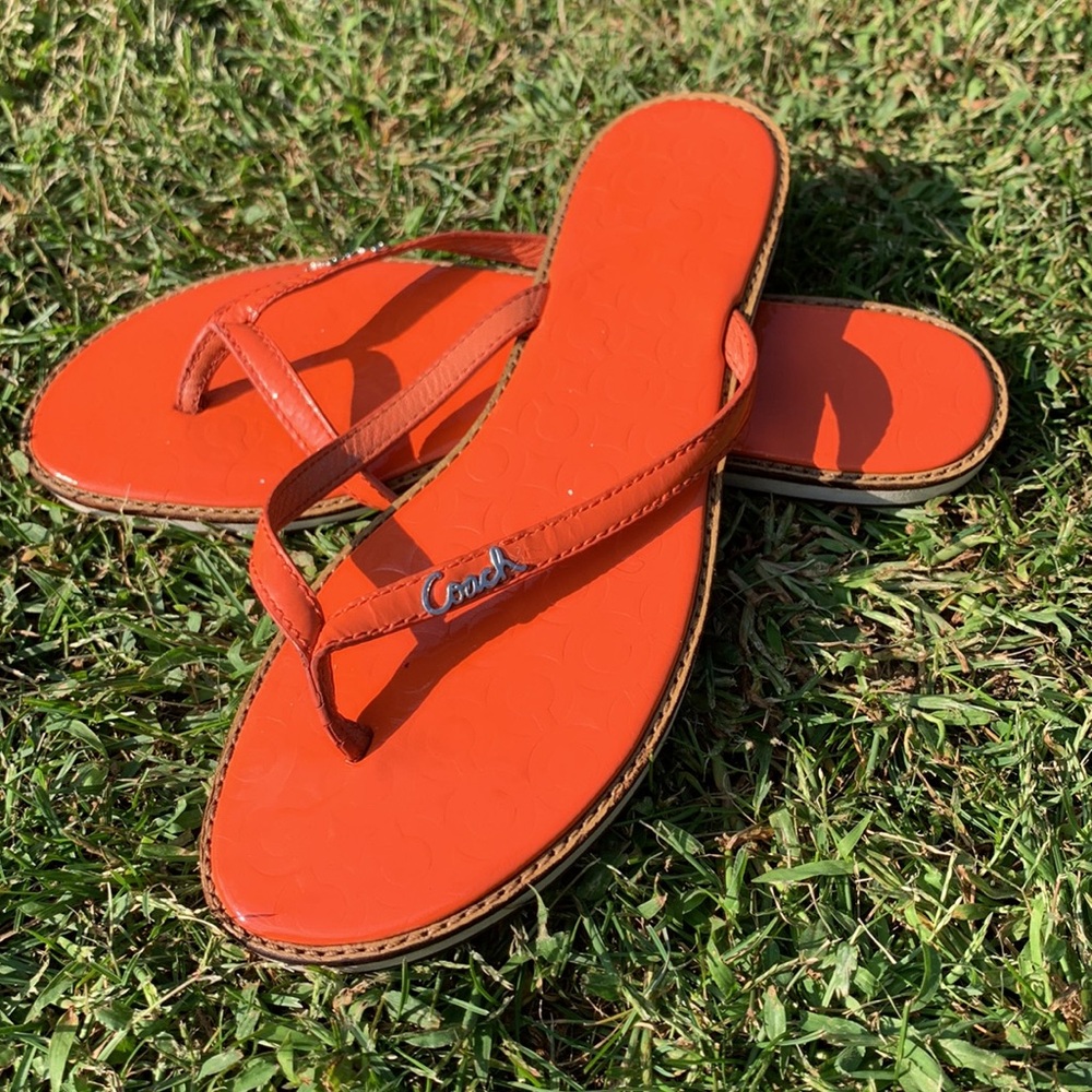 Coach sandals/flips EUC - Picture 10 of 10